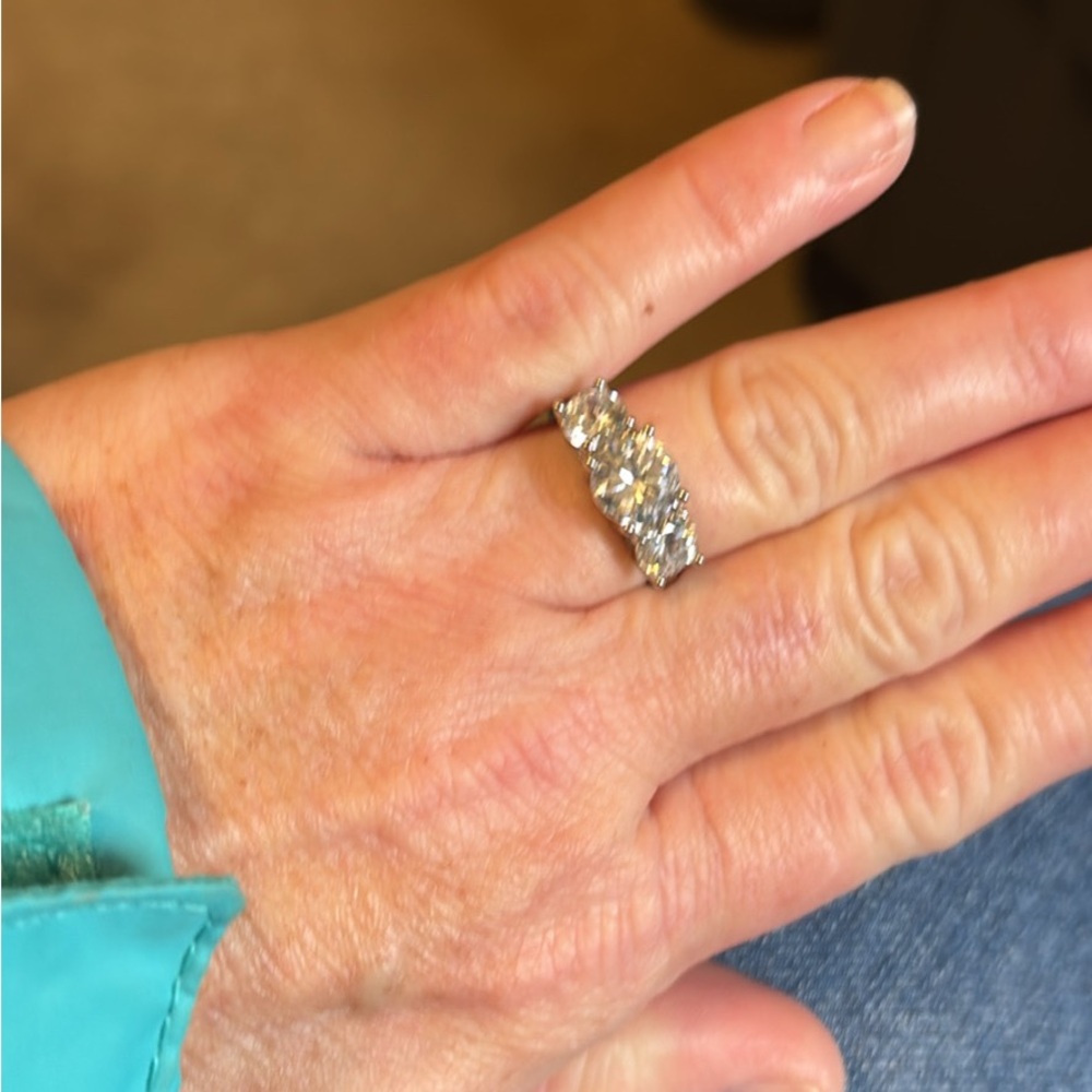 Beautiful four carat Moissanite ring size 7 all GRA certified